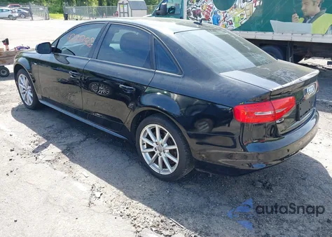2015 Audi A4 2.0T Premium z USA, uszkodzony, nr VIN WAUAFAFL8FN027014